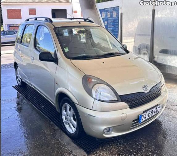 Toyota Yaris Verso (P2) — photo 2