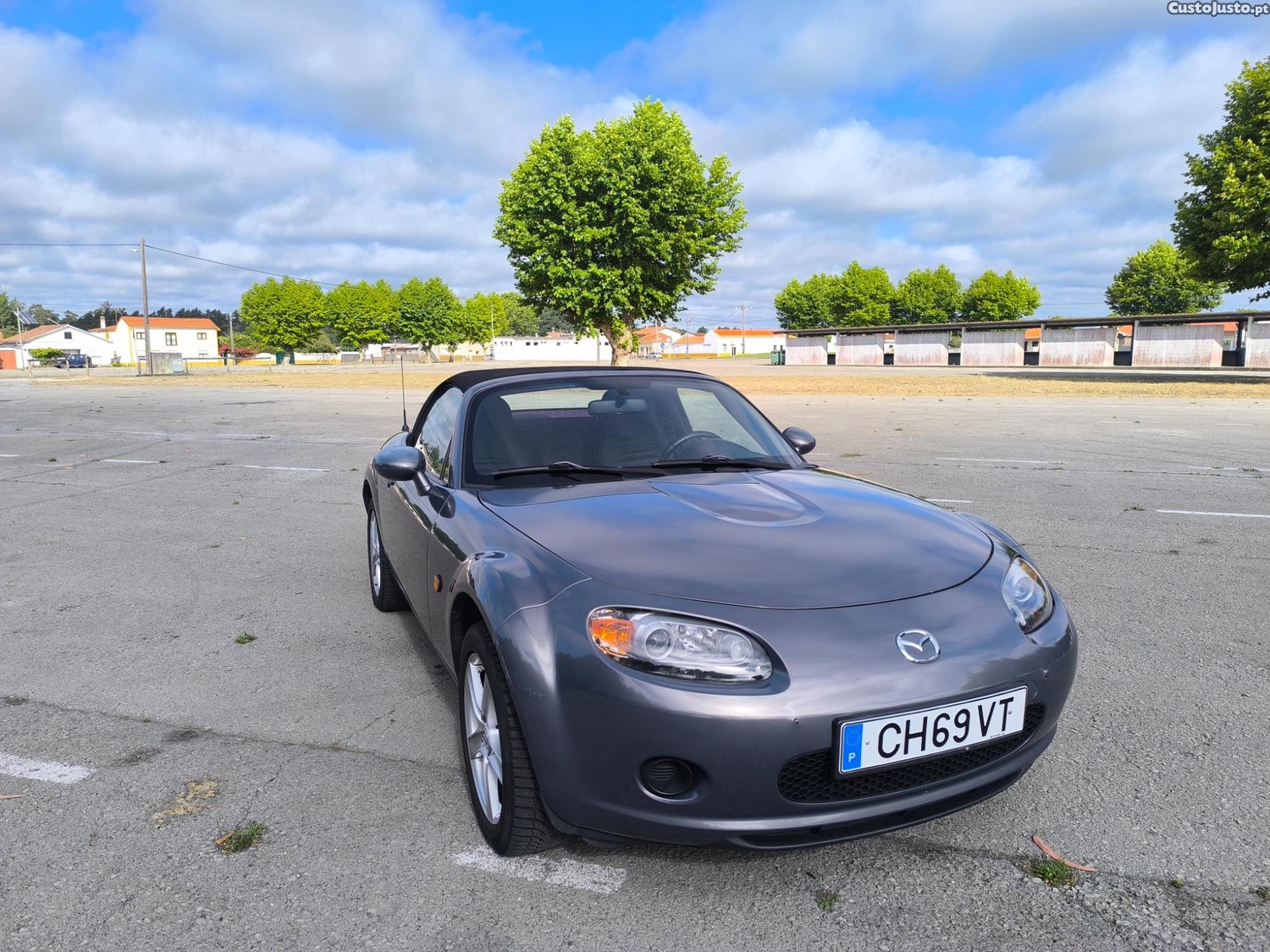 Mazda MX-5 1.8i — photo 3