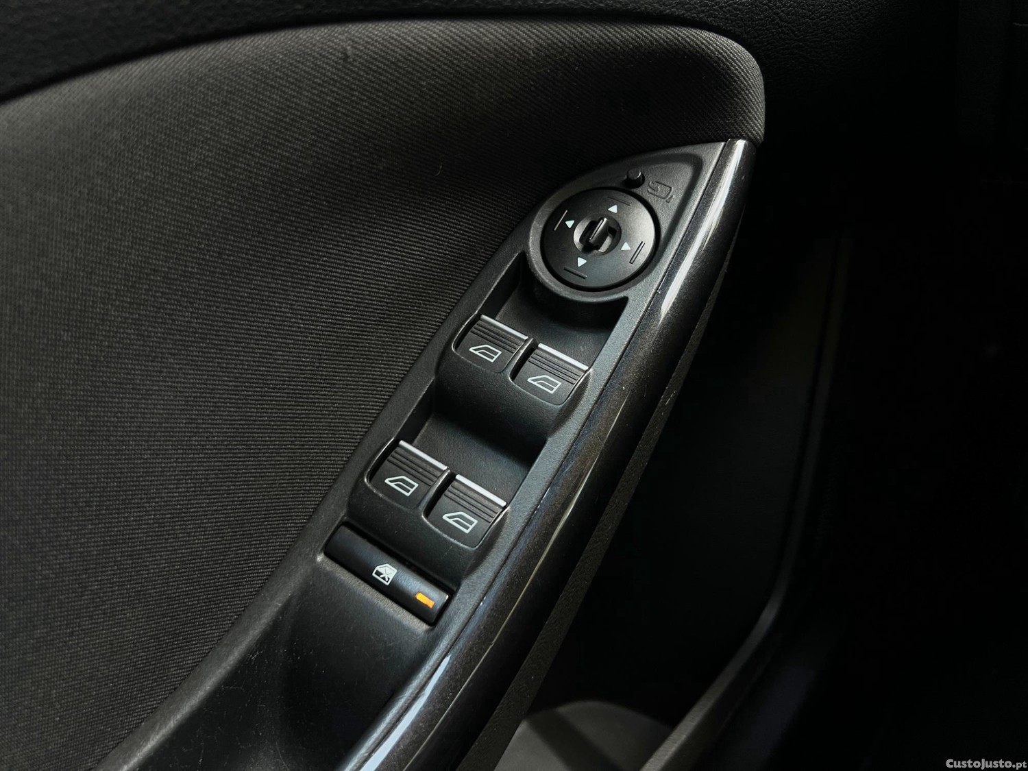 Ford Focus TDCI TITANIUM — fotografia 5