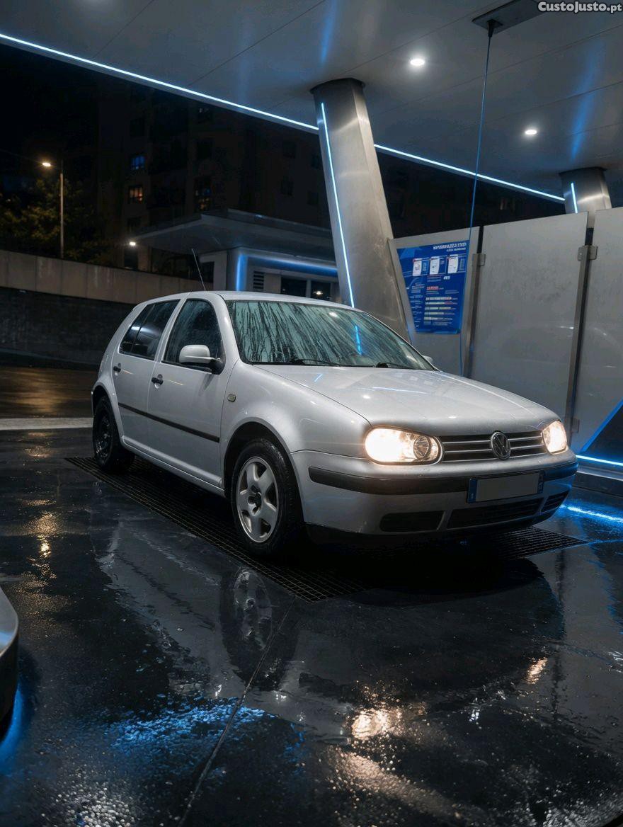 VW Golf 1.4 gasolina - 01 foto 3