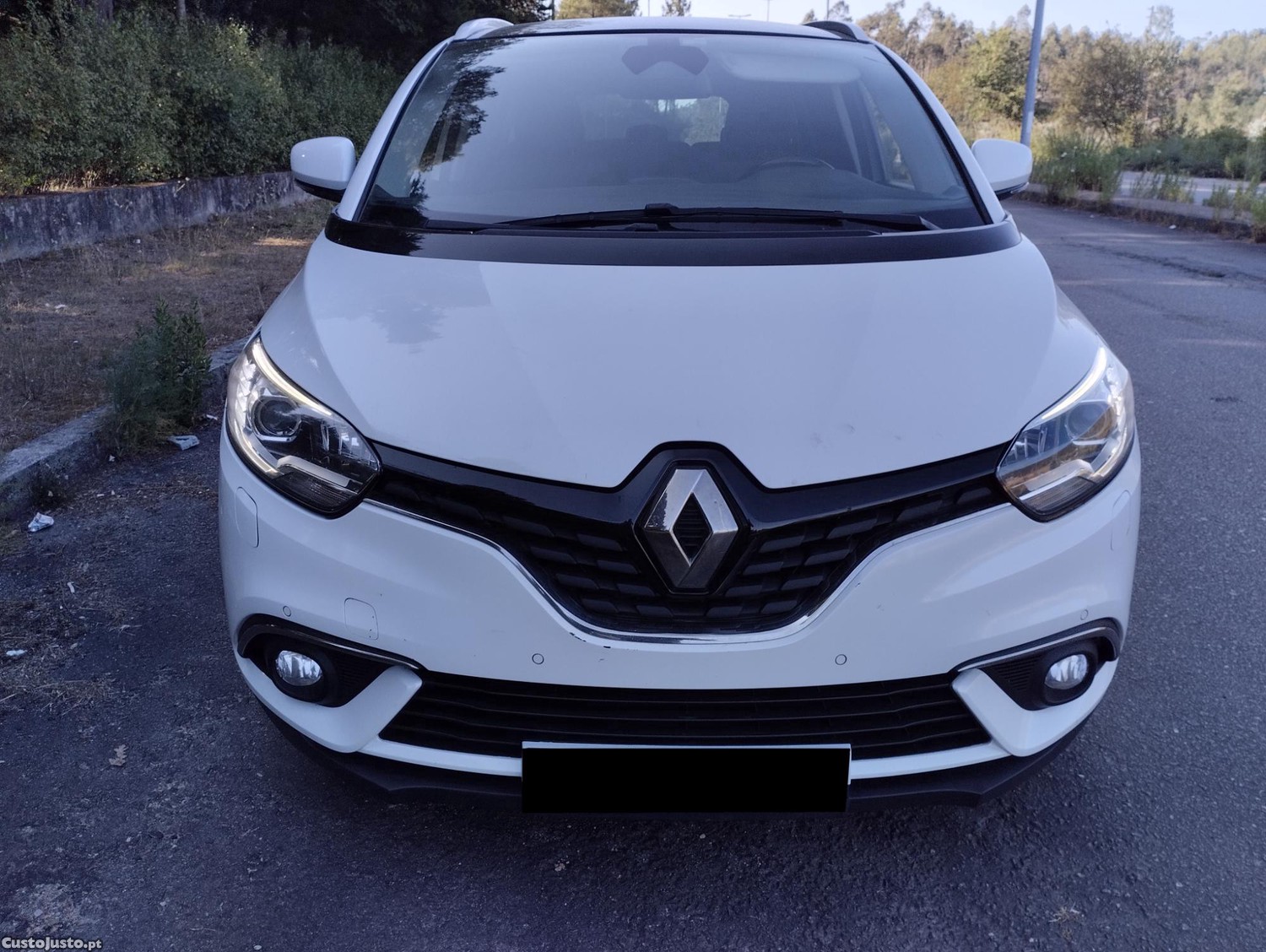 Renault Grand Scénic 1.6 DCI 130cv Intens - 7 lugares - Teto Panorâmico - C/ Garantia — fotografia 25