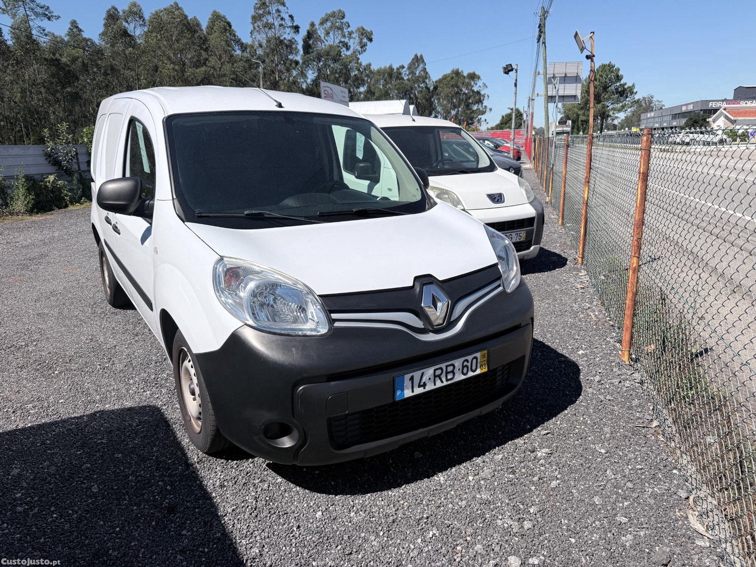 Renault Kangoo 1.5 DCI - IVA DEDUTIVEL - 16 foto 3