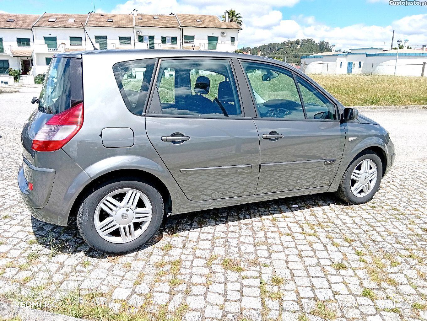 Renault Scénic 1.9 dci — fotografia 9
