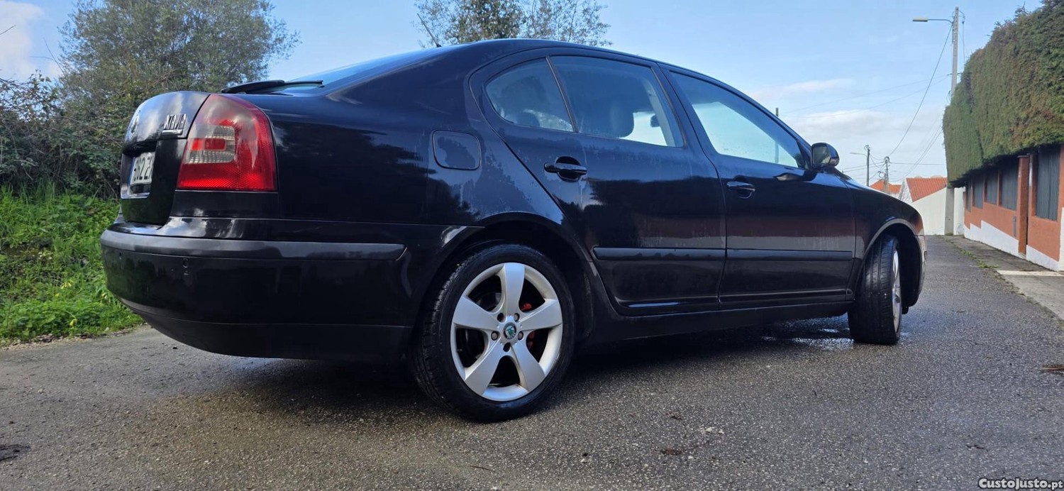 Skoda Octavia 2.0 TDI Sportline — photo 3