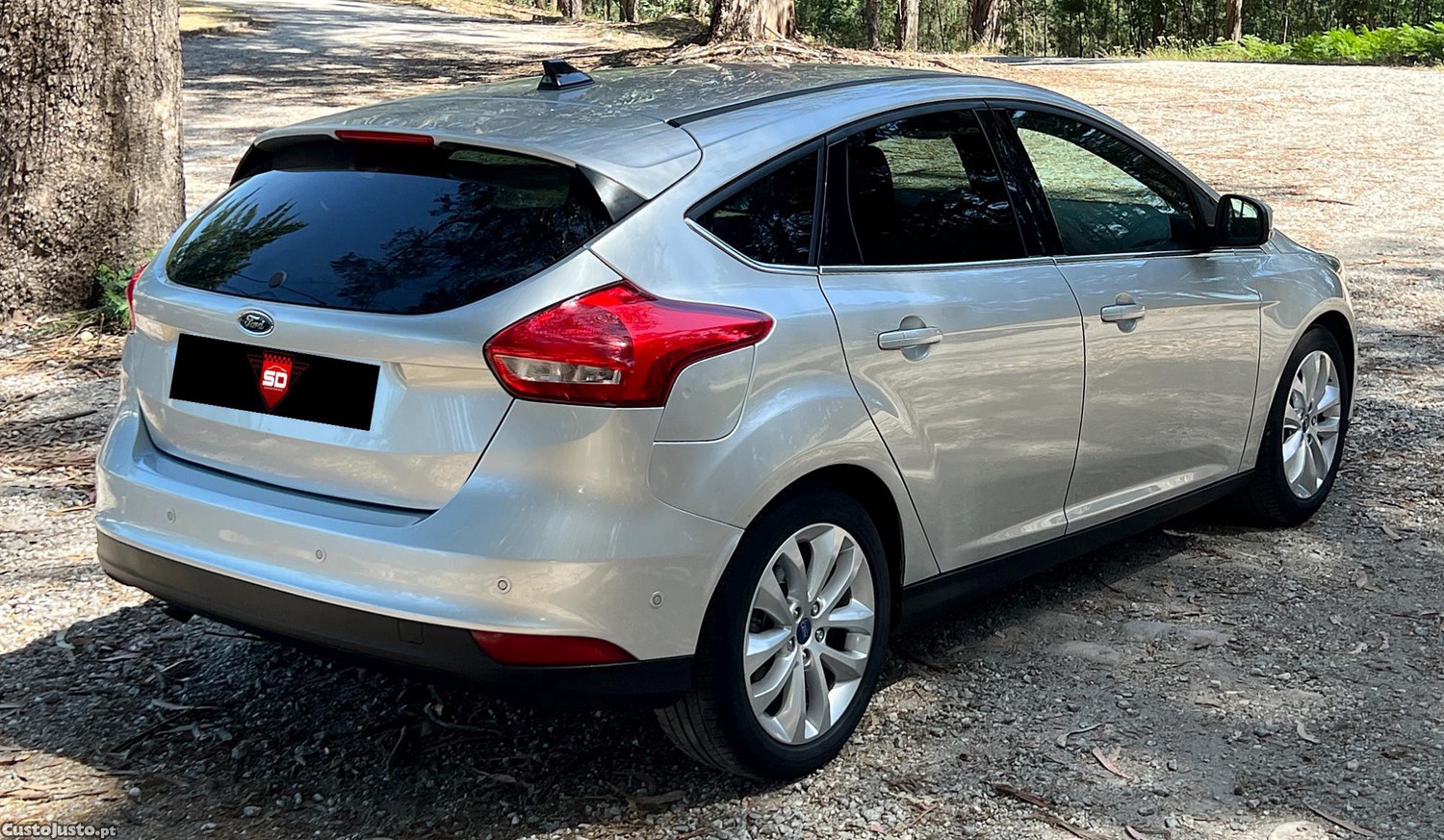 Ford Focus TDCI TITANIUM — fotografia 15