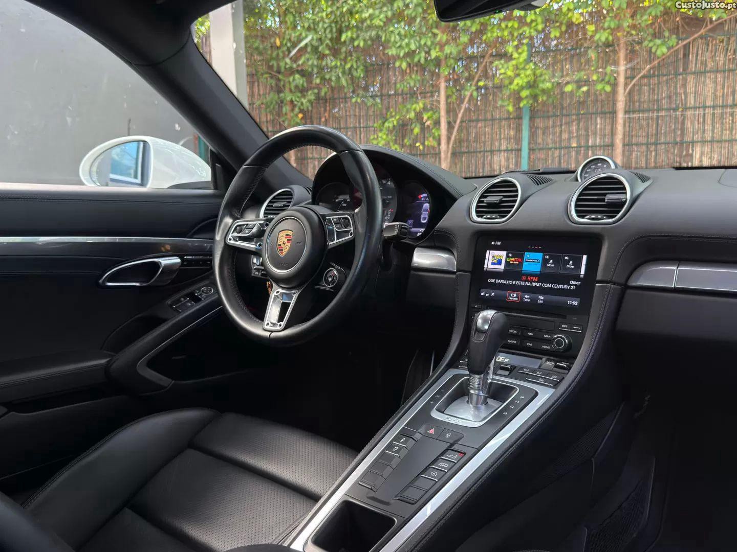 Porsche Cayenne 2.5 s pdk — fotografia 5