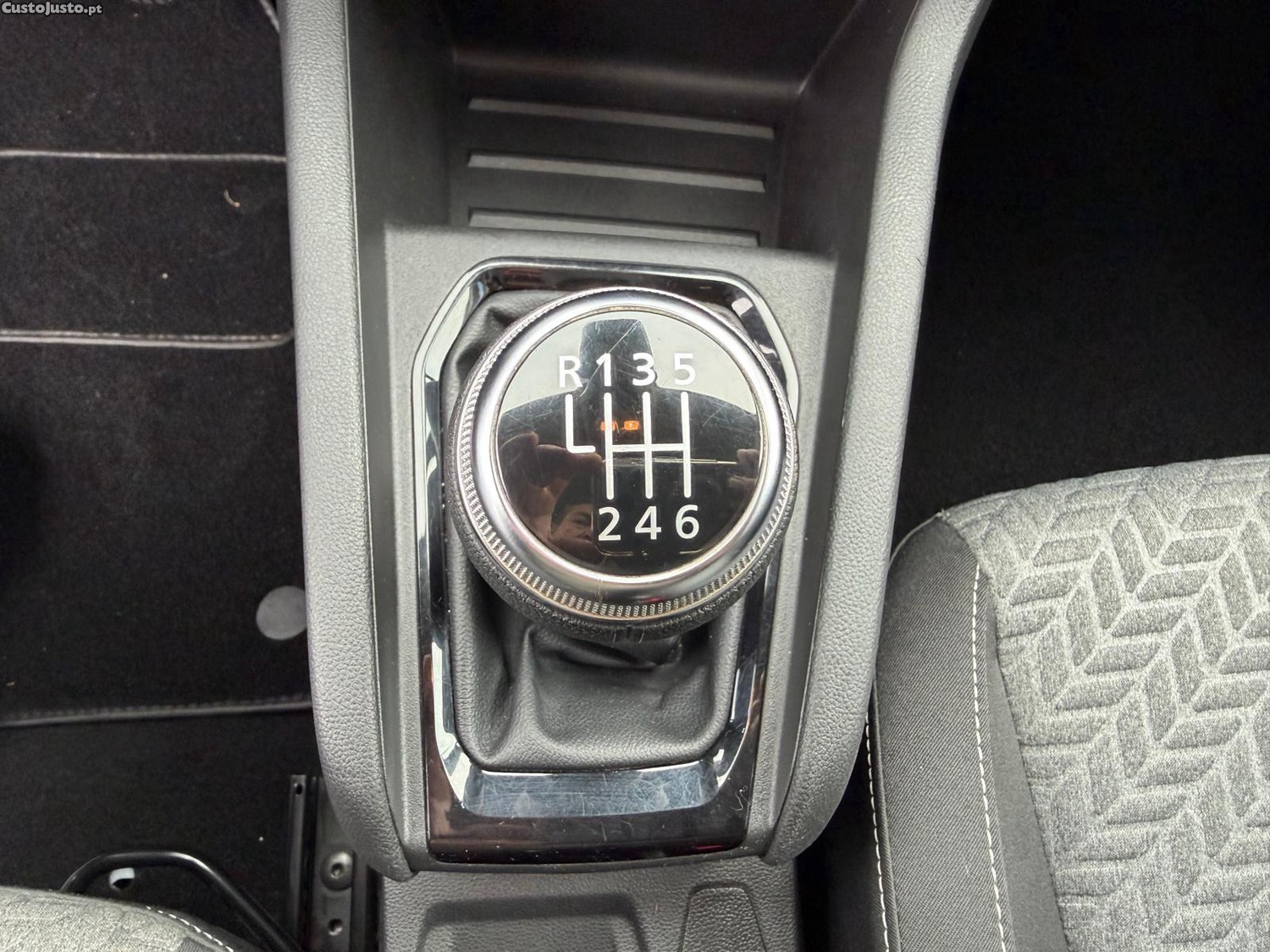 Renault Clio 1.0 TCe Evolution — fotografia 4