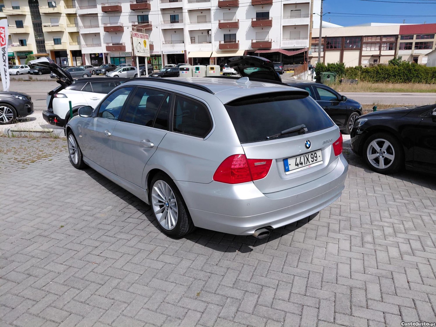 BMW 320 D Touring — fotografia 10