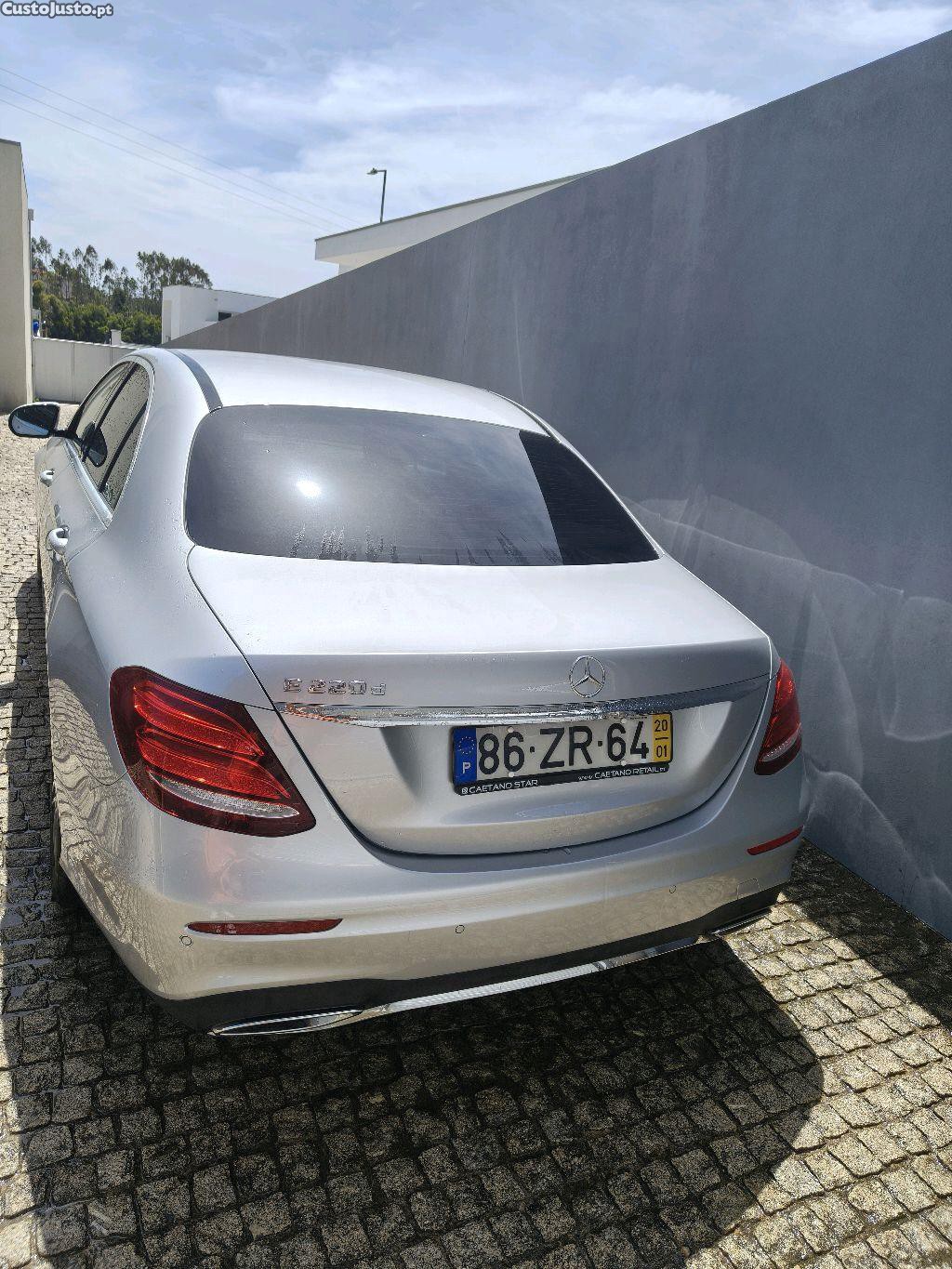 Mercedes-Benz E 220 AMG Line — fotografia 10