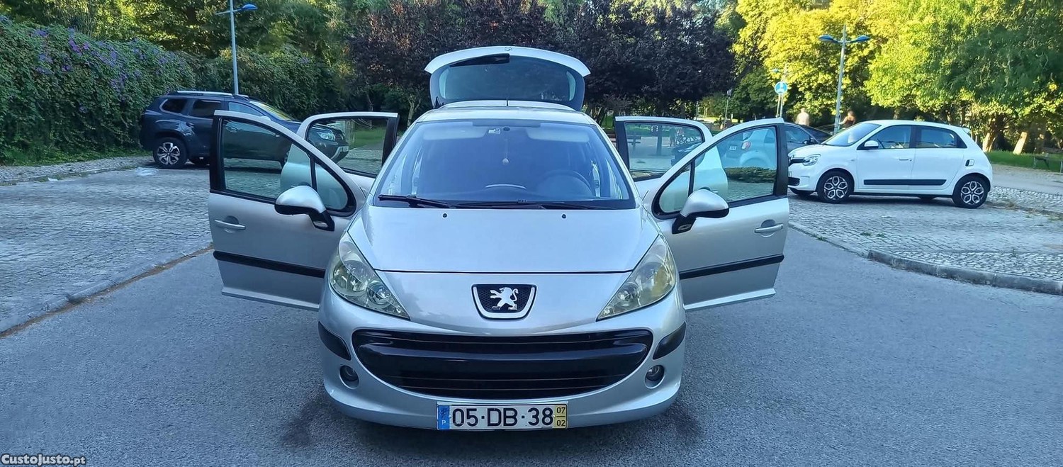 Peugeot 207 Full Extras — fotografia 7