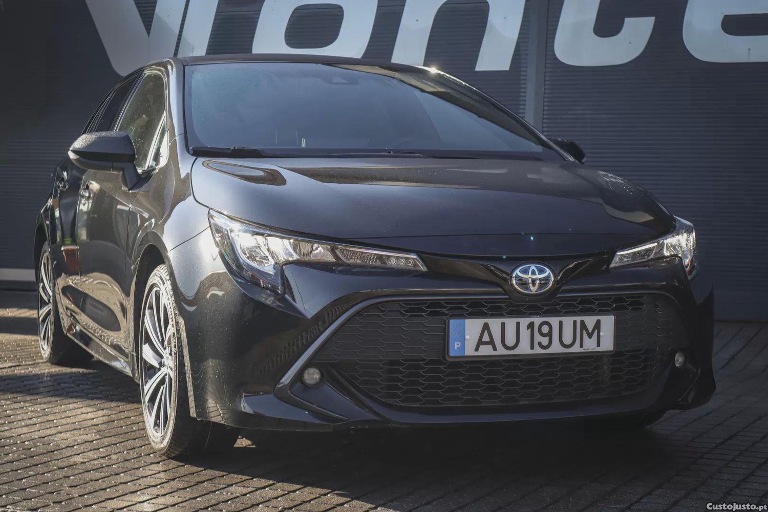 Toyota Corolla 1.8 hybrid exclusive — fotografia 14