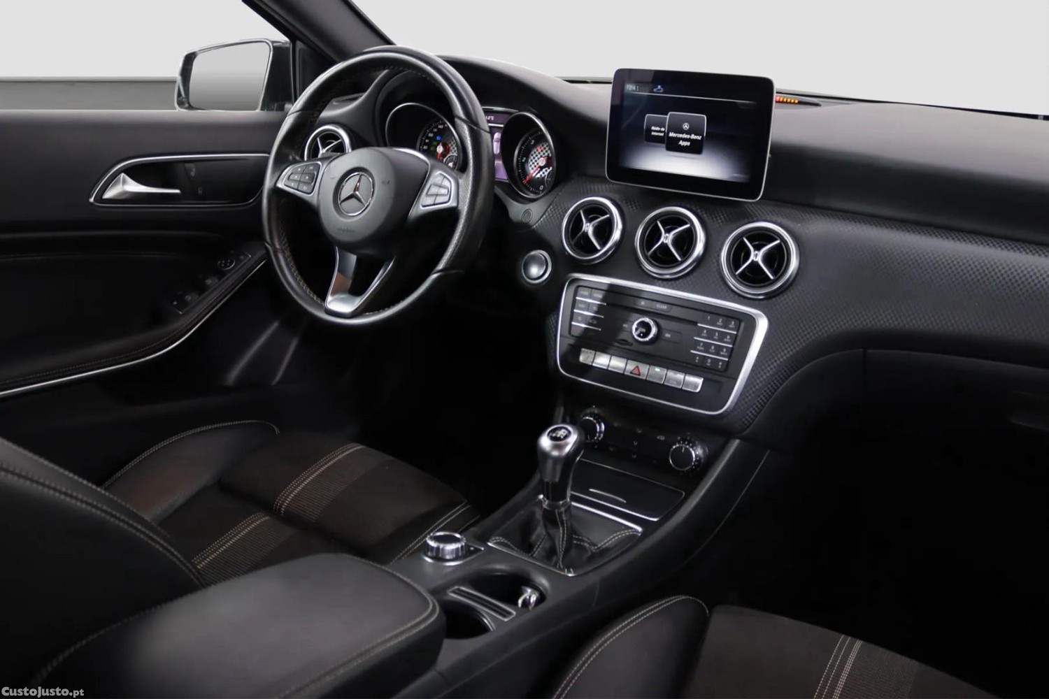 Mercedes-Benz A 180 CDI (BlueEFFICIENCY) Urban — fotografia 6