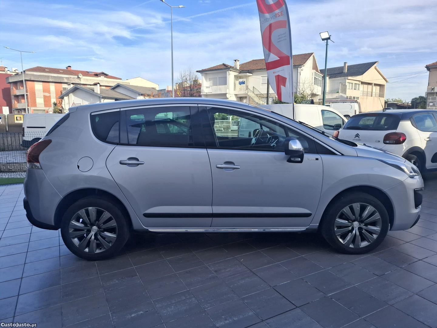 Peugeot 3008 1.6 BlueHDi Style — fotografia 9