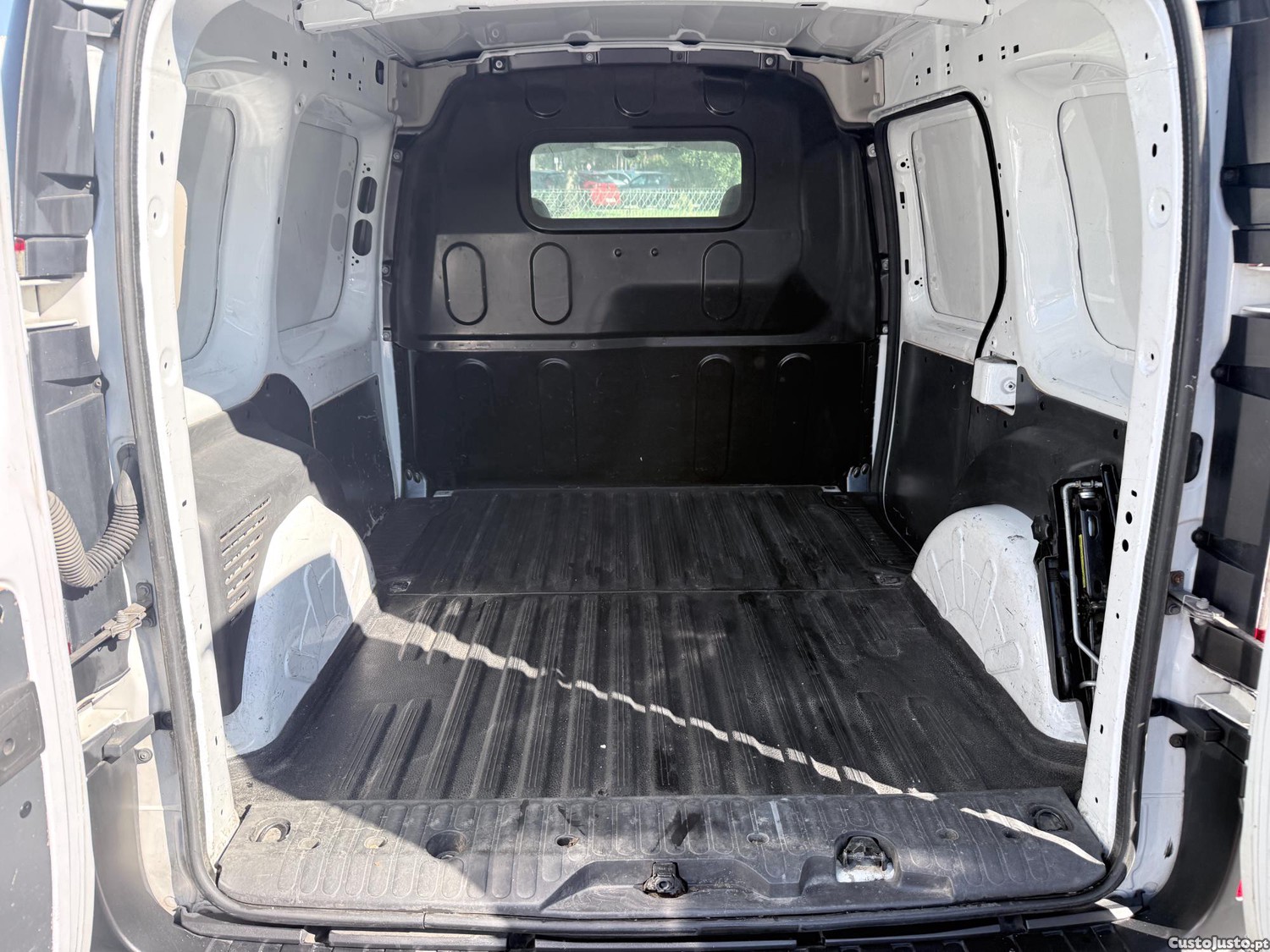 Renault Kangoo 1.5 DCI - IVA DEDUTIVEL - 18 foto 5