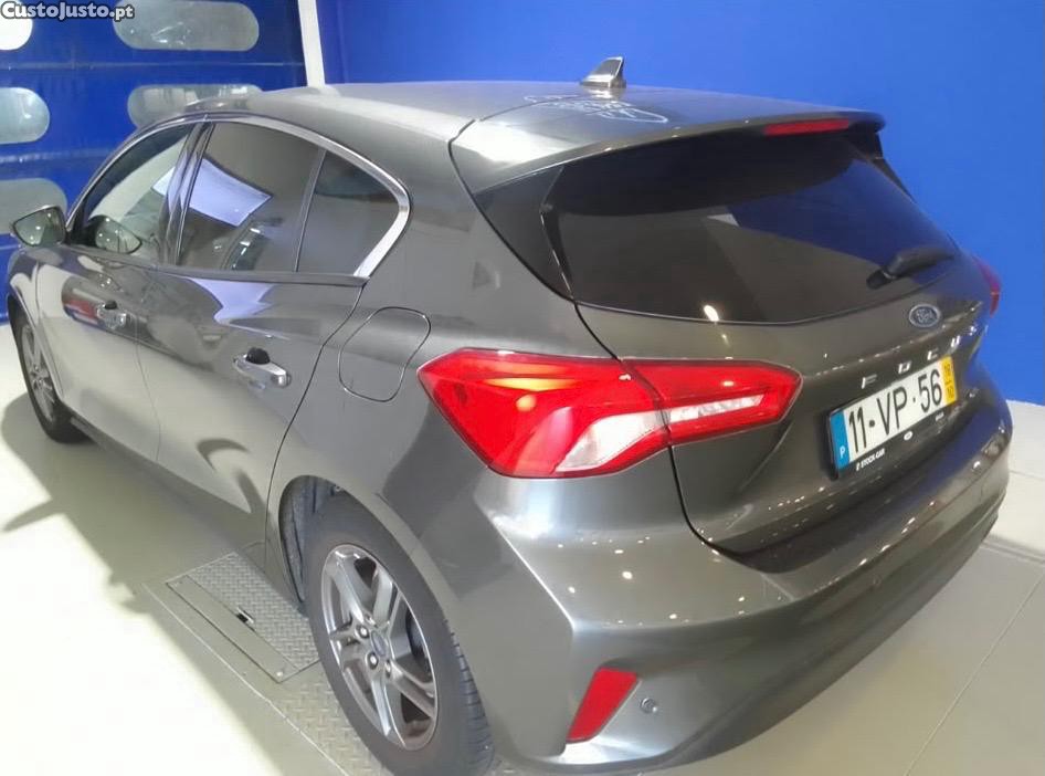 Ford Focus 1.5 — fotografia 2