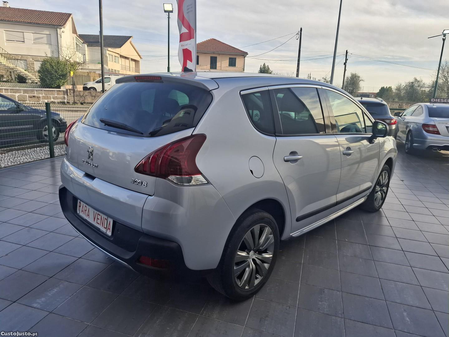 Peugeot 3008 1.6 BlueHDi Style — fotografia 8