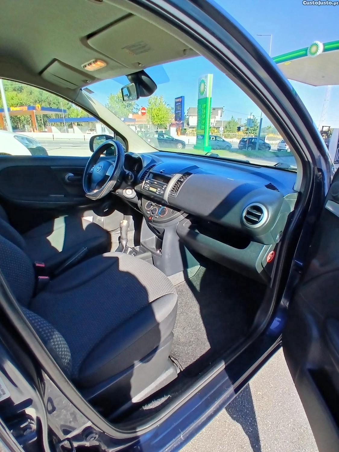 Nissan Note 1.4 — fotografia 3