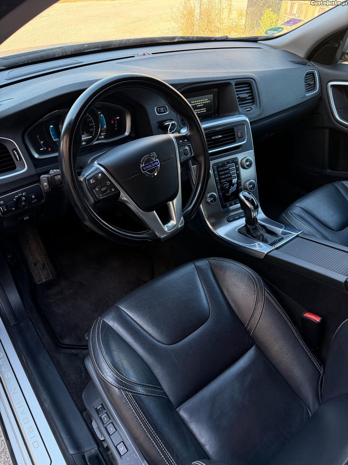 Volvo V60 AWD — fotografia 7