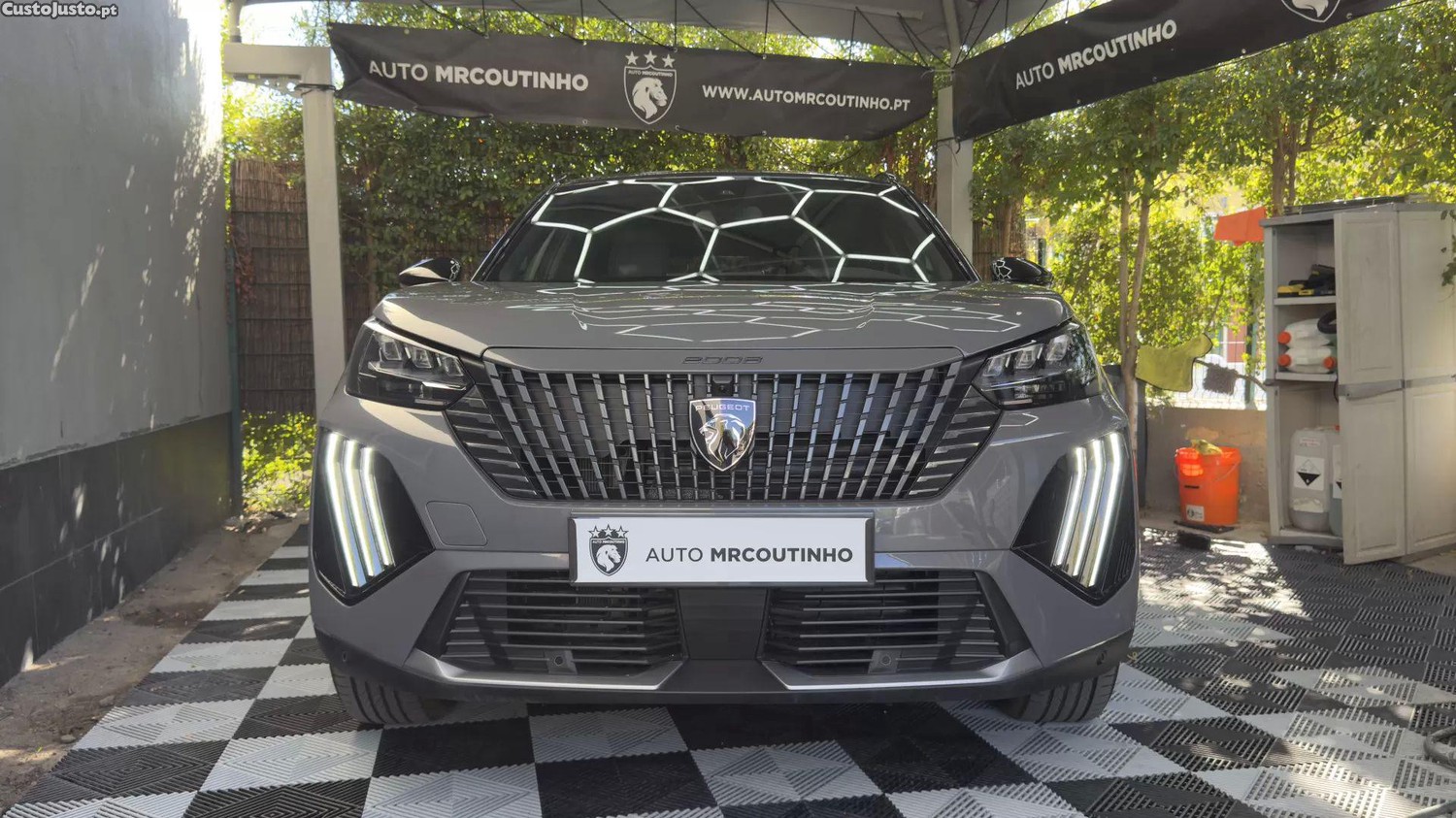 Peugeot e-2008 50 kwh gt line — fotografia 19
