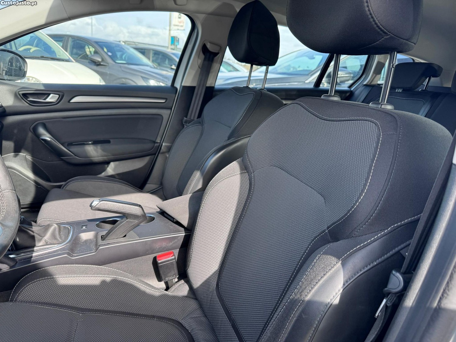 Renault Mégane Sport Tourer 1.5 Blue dCi Business — photo 5