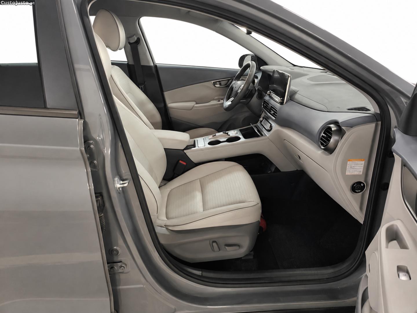 Hyundai Kauai SKY-ACTIVE 64Kwh (AUTO) — fotografia 3