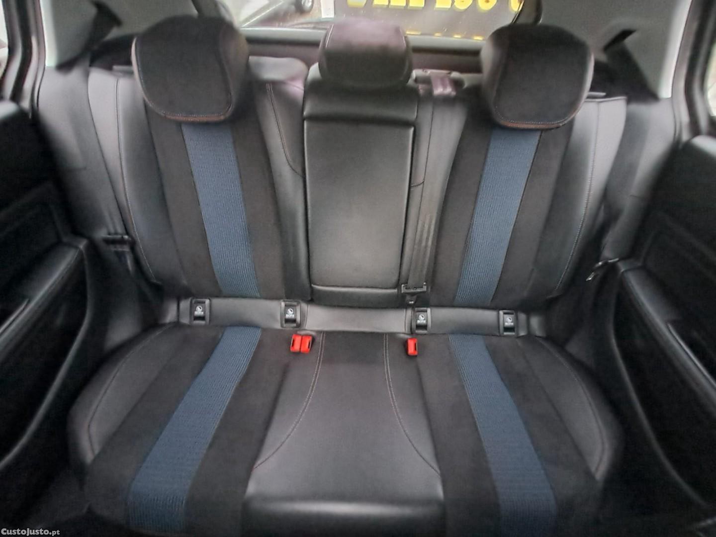 Peugeot 308 1.2 PureTech GT EAT8 — fotografia 6
