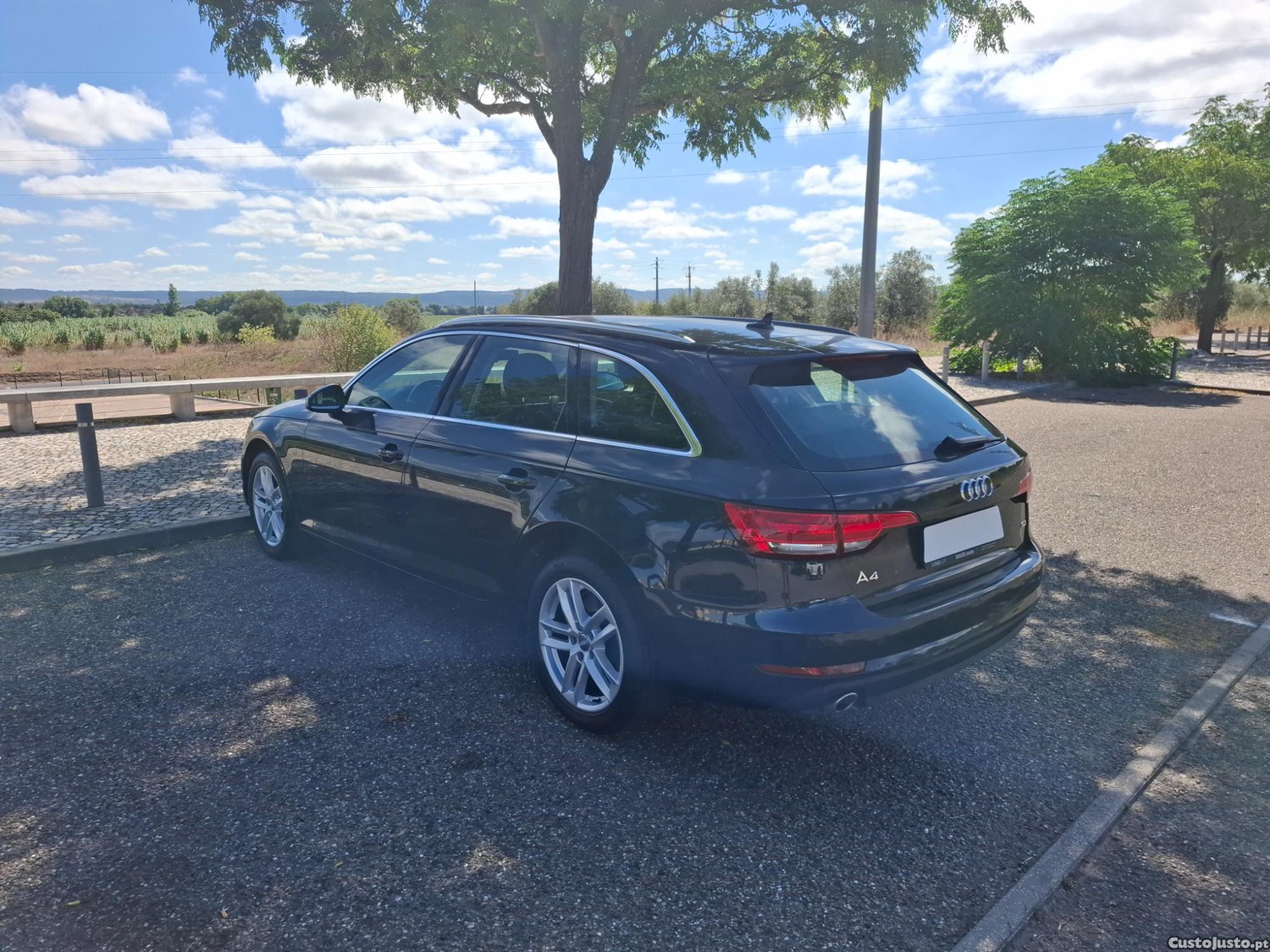 Audi A4 Avant  2.0 TDI S tronic - 18 — photo 4