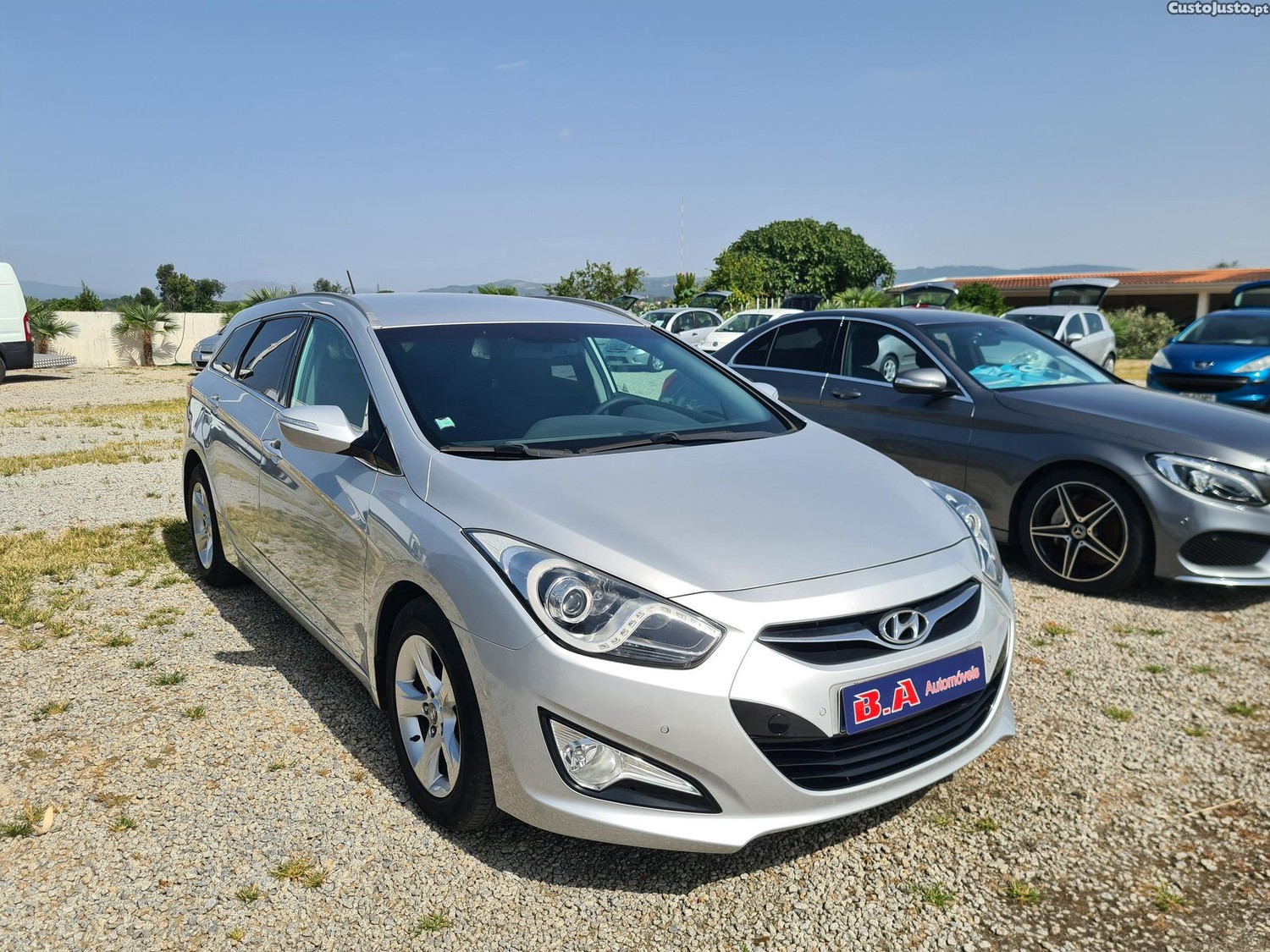 Hyundai i40 Combi 1.7 CRDi 16V 116cv — photo 4