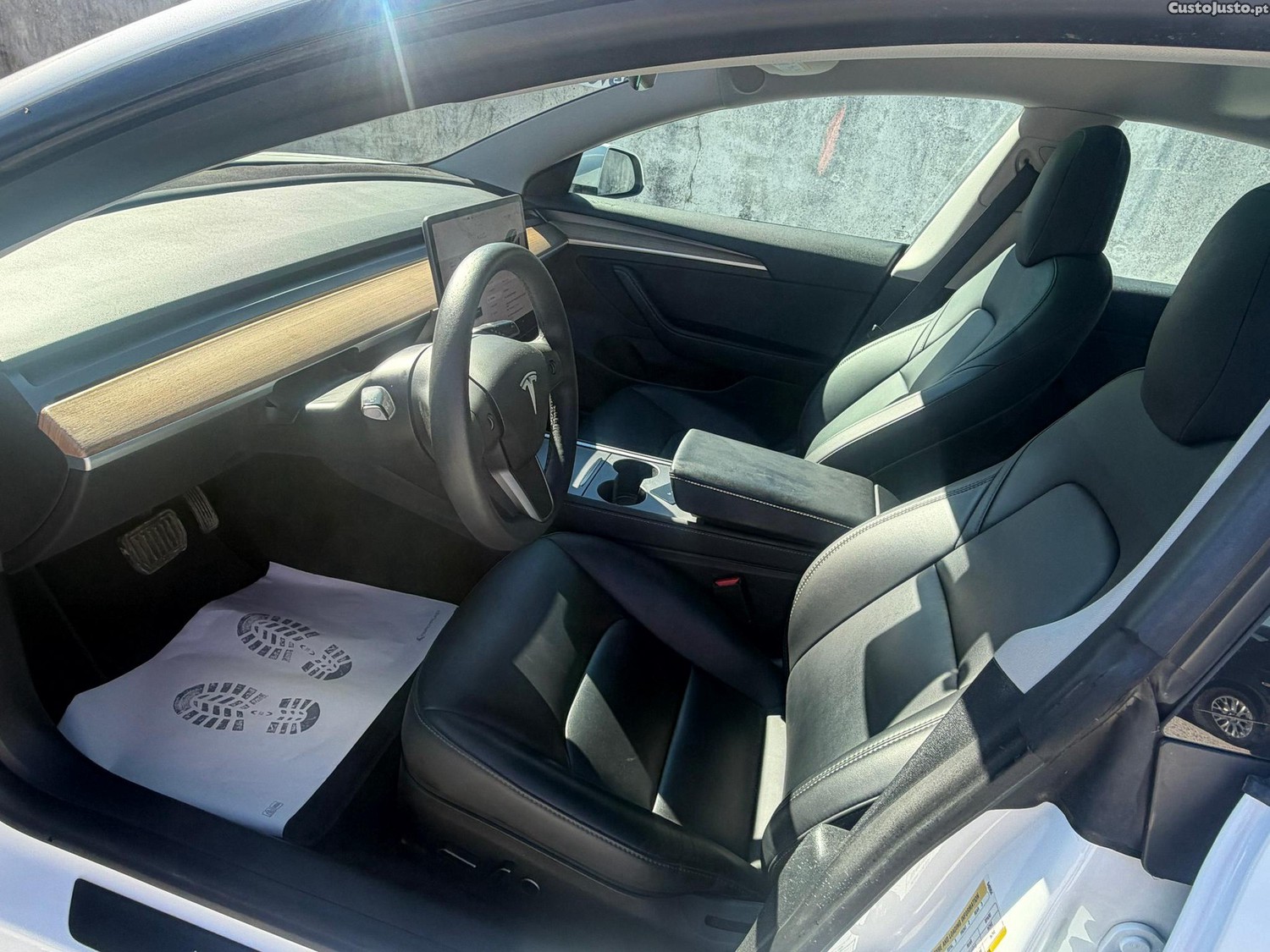Tesla Model 3 Long Range AWD — fotografia 7