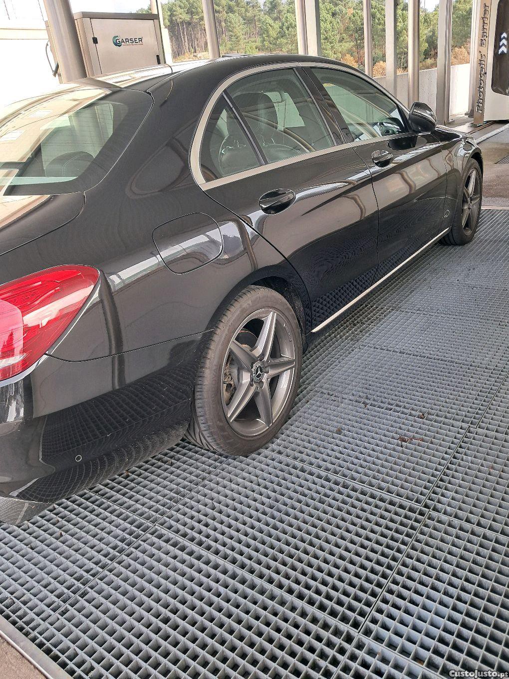 Mercedes-Benz C 250 Avantgarde — fotografia 10