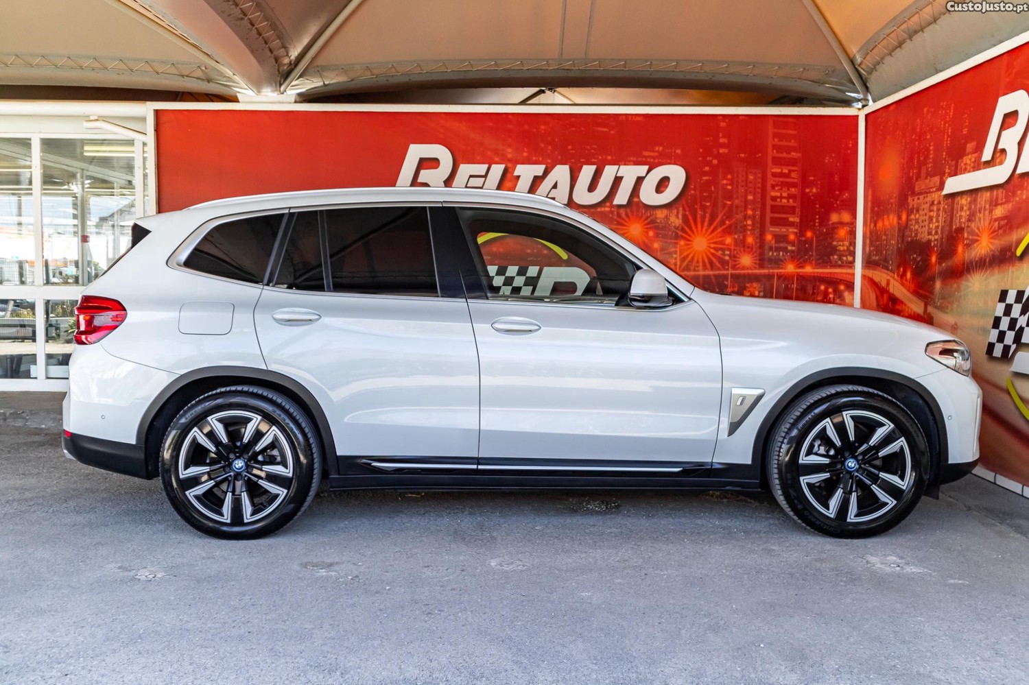 BMW iX3 Inspiring — fotografia 21
