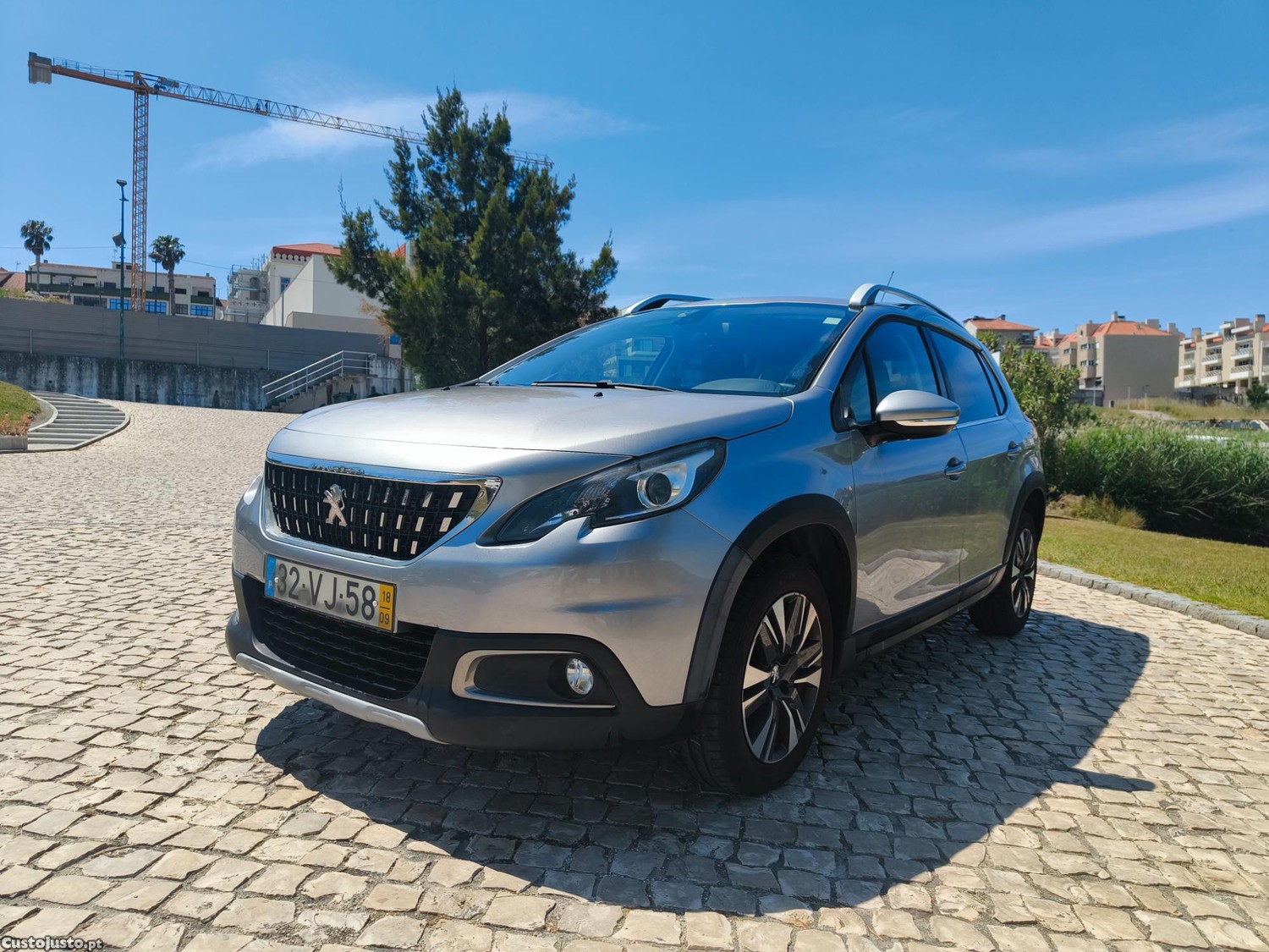 Peugeot 2008 1.5 — photo 4