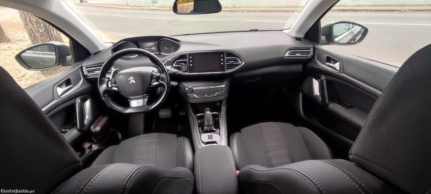 Peugeot 308 SW — fotografia 4