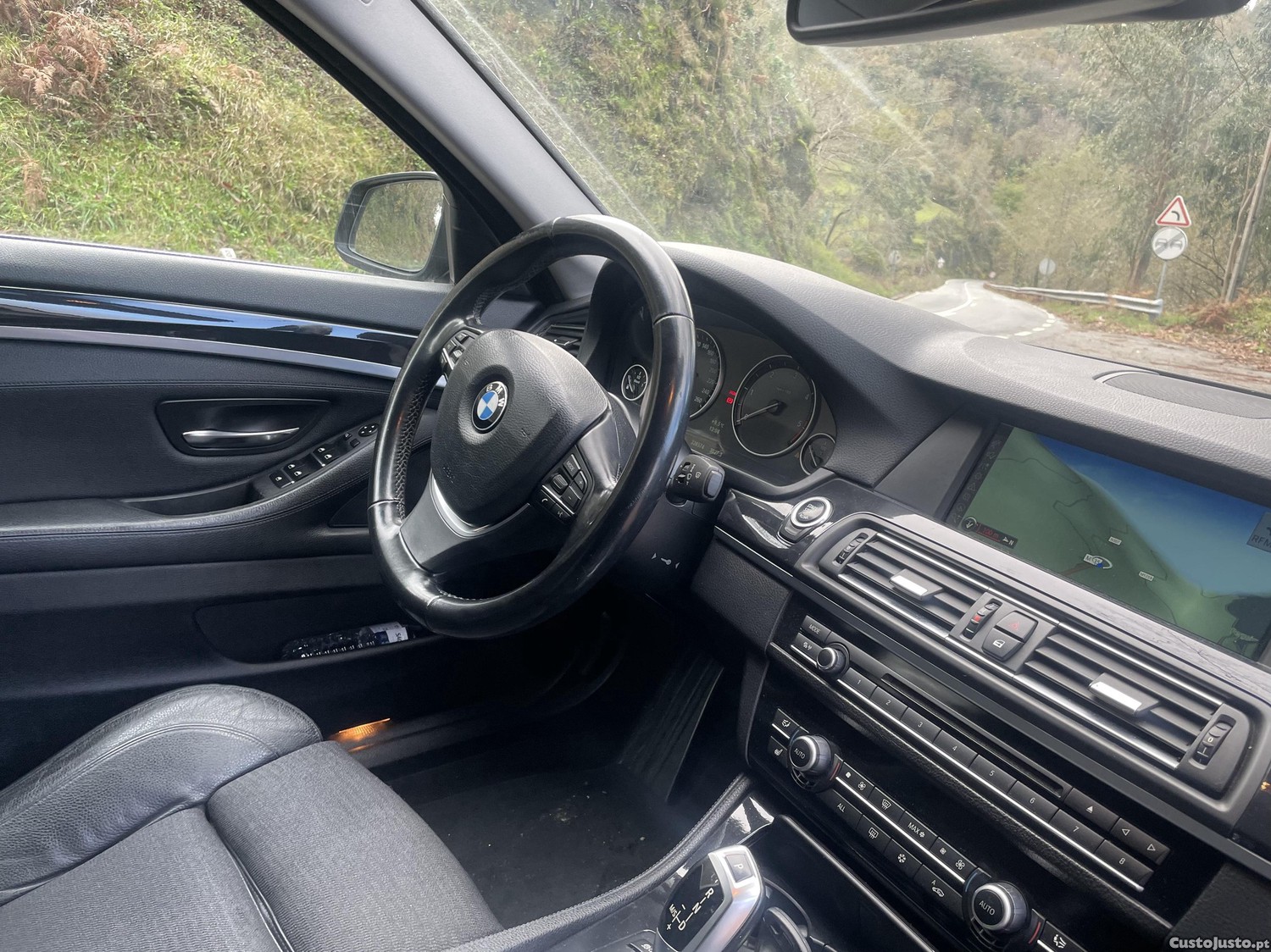 BMW 520 Touring — photo 5