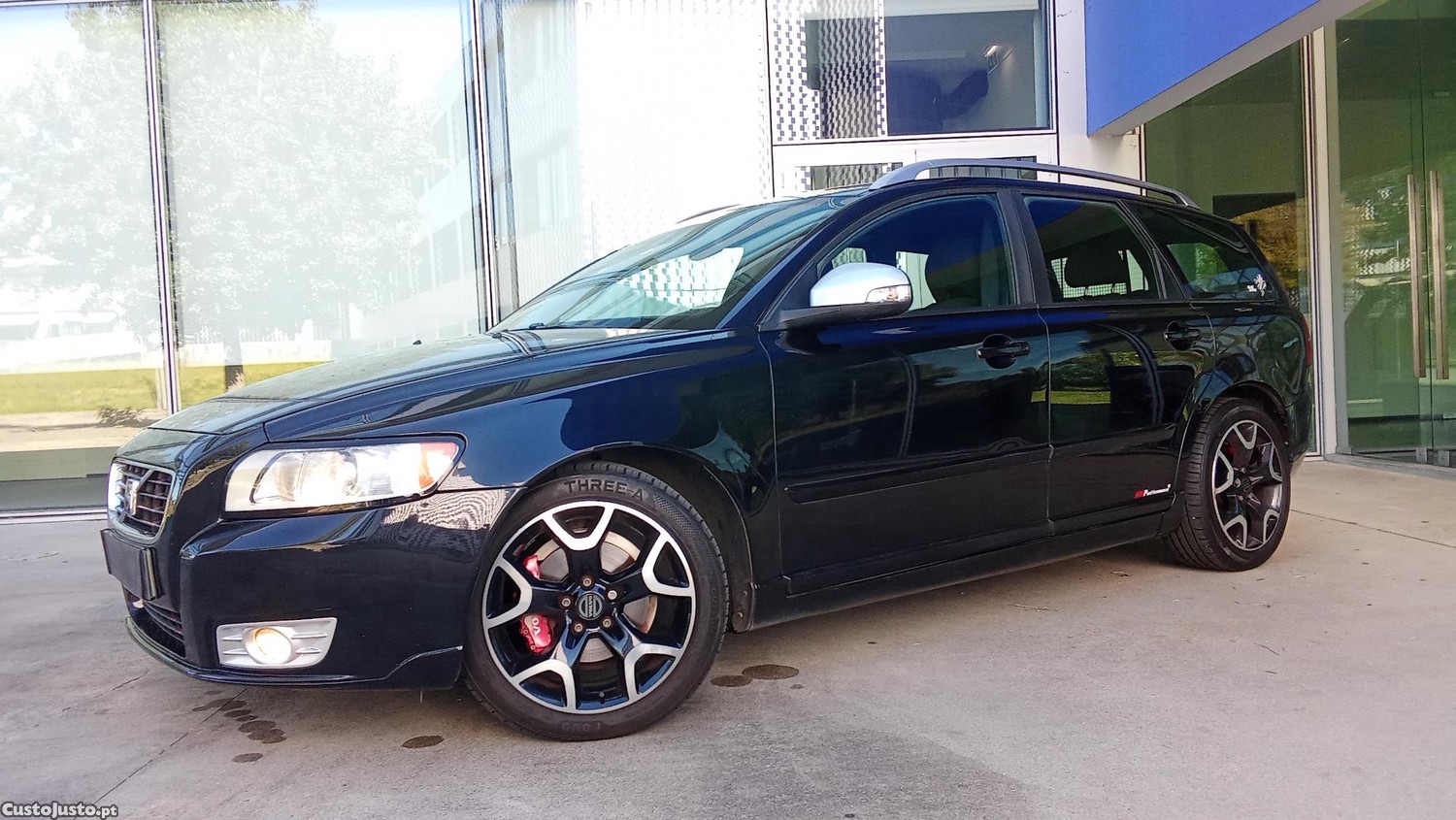 Volvo V50 1.6 Sport Diesel — photo 2