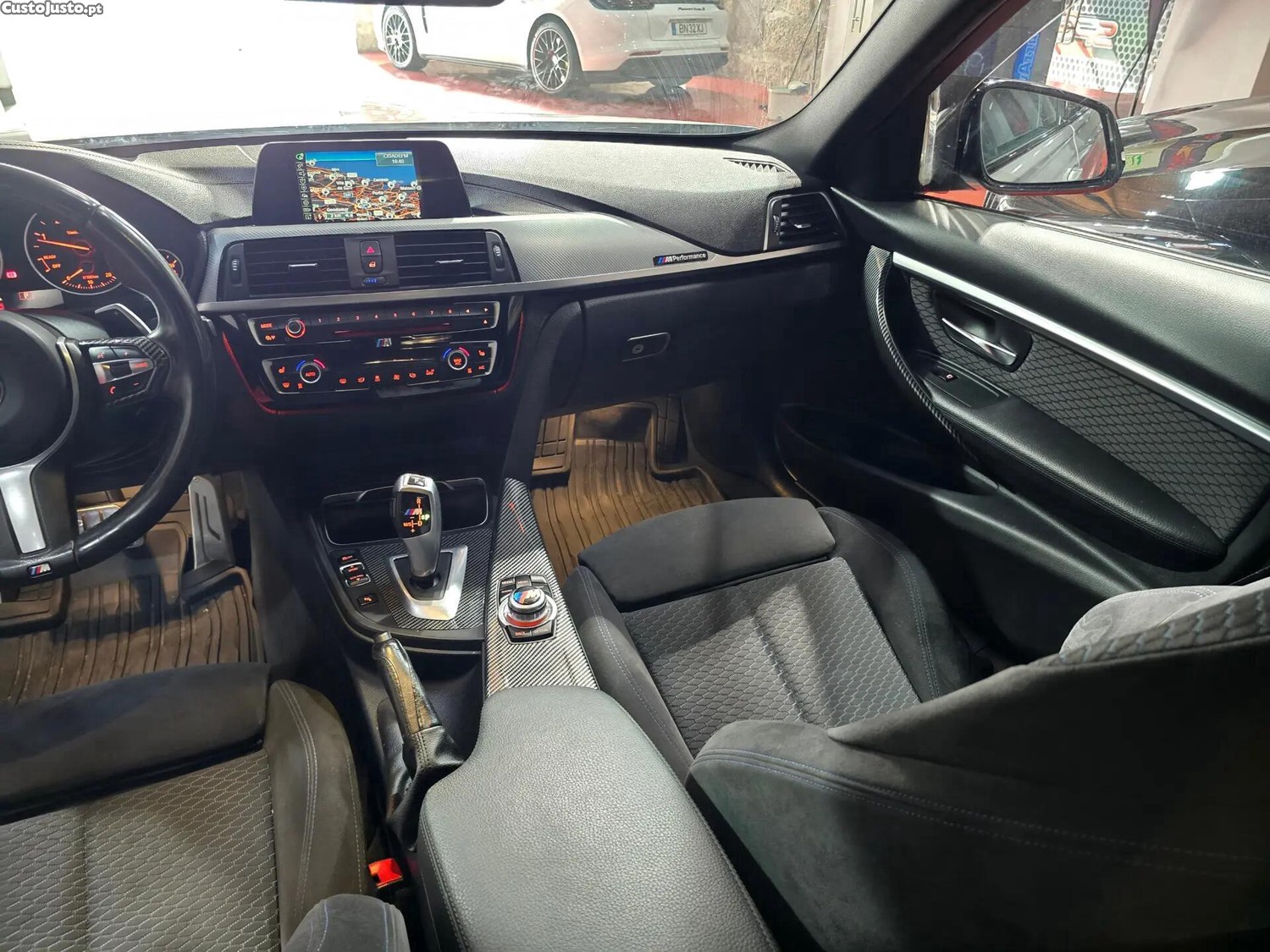BMW 320 D auto PACK M PERFORMANCE — fotografia 3