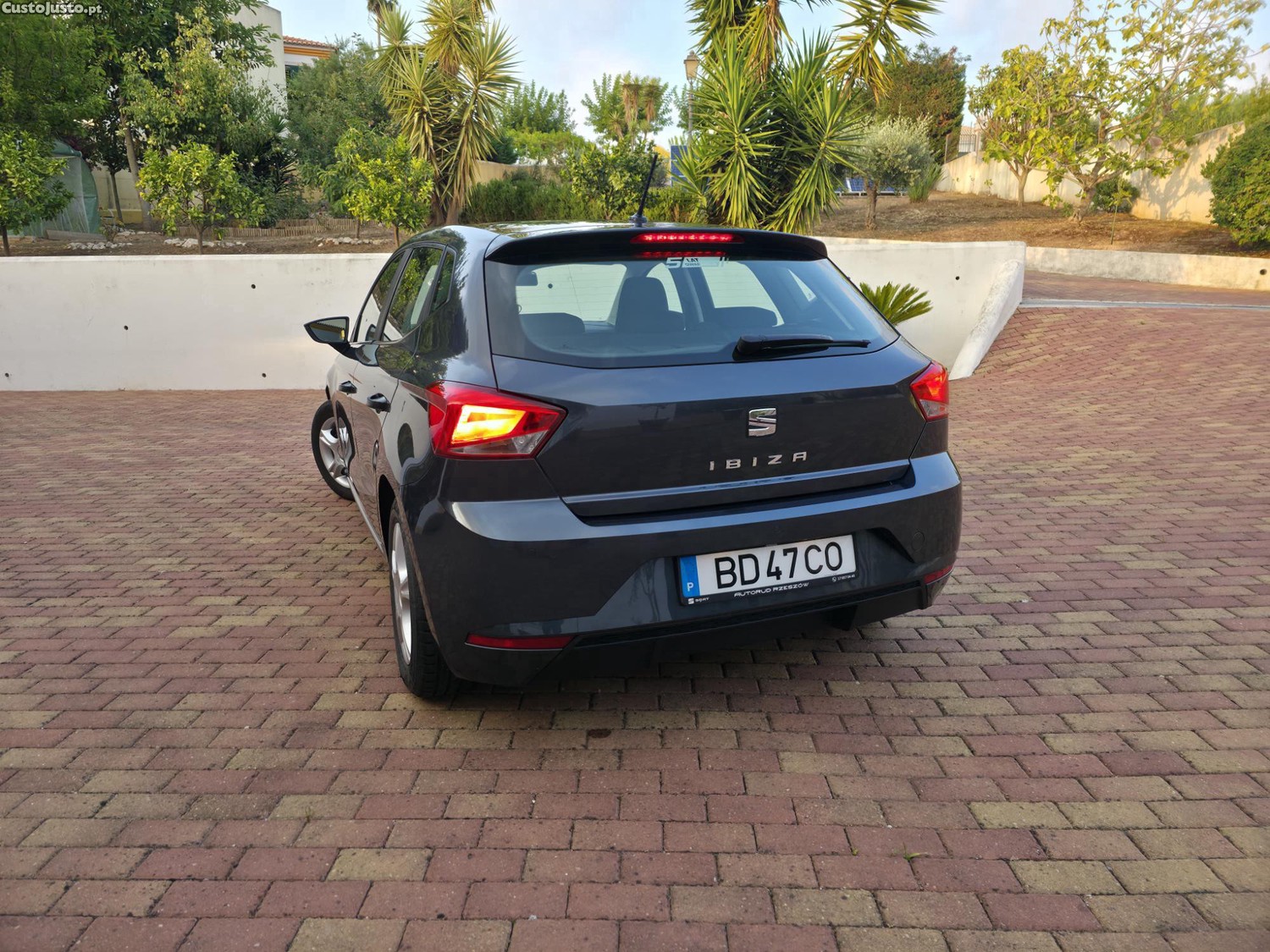 SEAT Ibiza Reference — fotografia 7