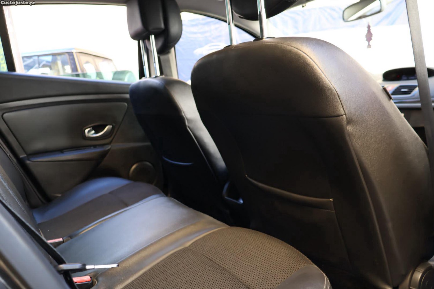 Renault Mégane 1.5 Dci Dynamic — fotografia 6