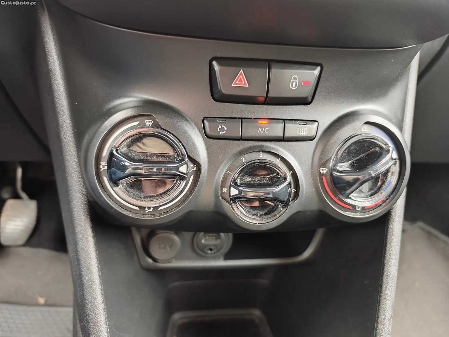 Peugeot 208 1.2 PureTech Active — fotografia 4