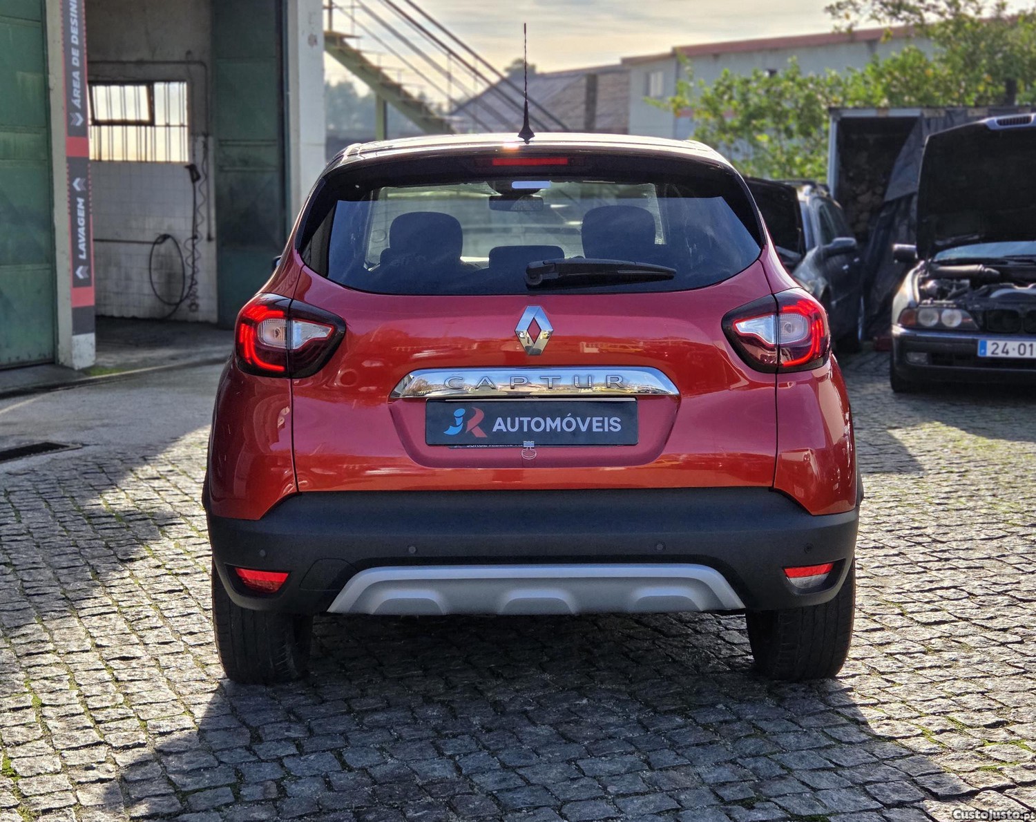 Renault Captur 1.5 DCi Exclusive - 18 foto 4