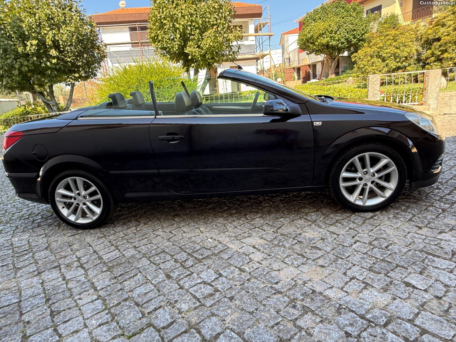 Opel Astra 1.6 TwinTop Cabrio 97.000 kms - 07 foto 2