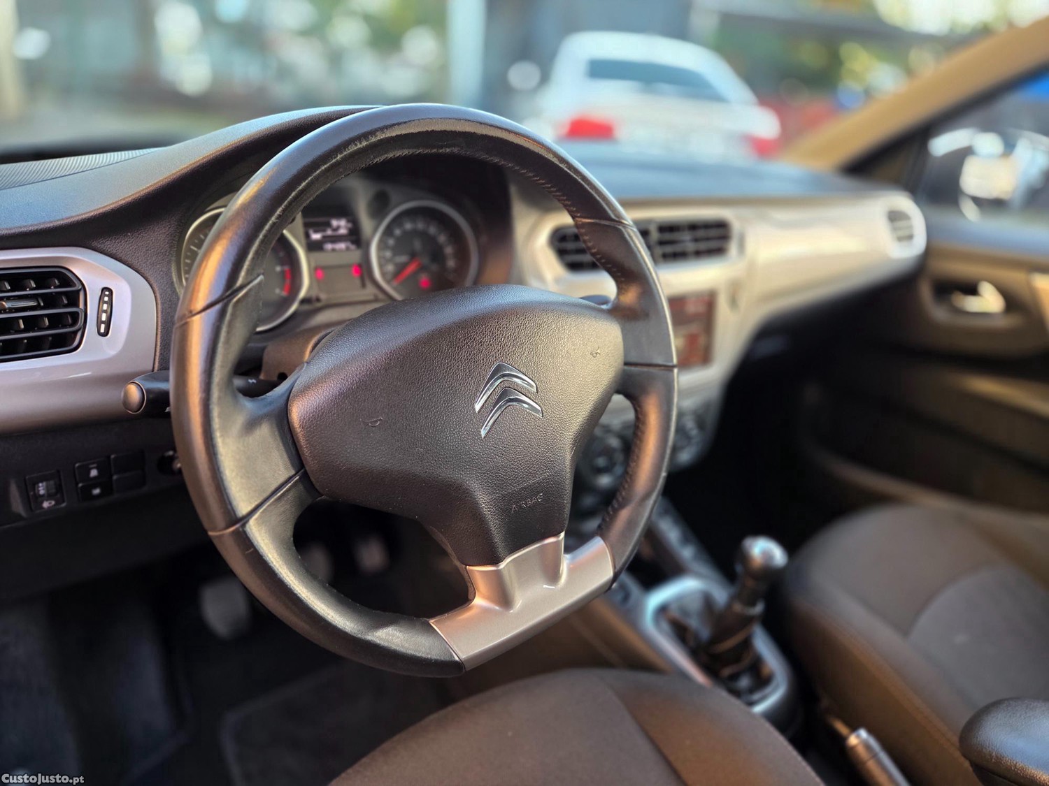 Citroën C-Elysée 1.2 PureTech Shine — fotografia 6