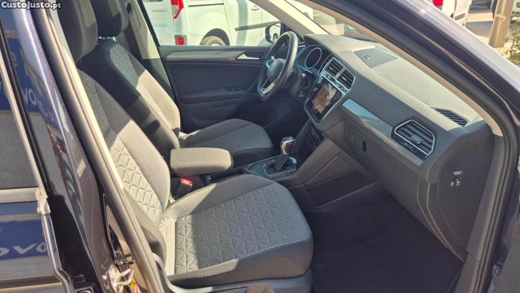 Volkswagen Tiguan 2.0 TDI 150cv DSG Life — fotografia 11