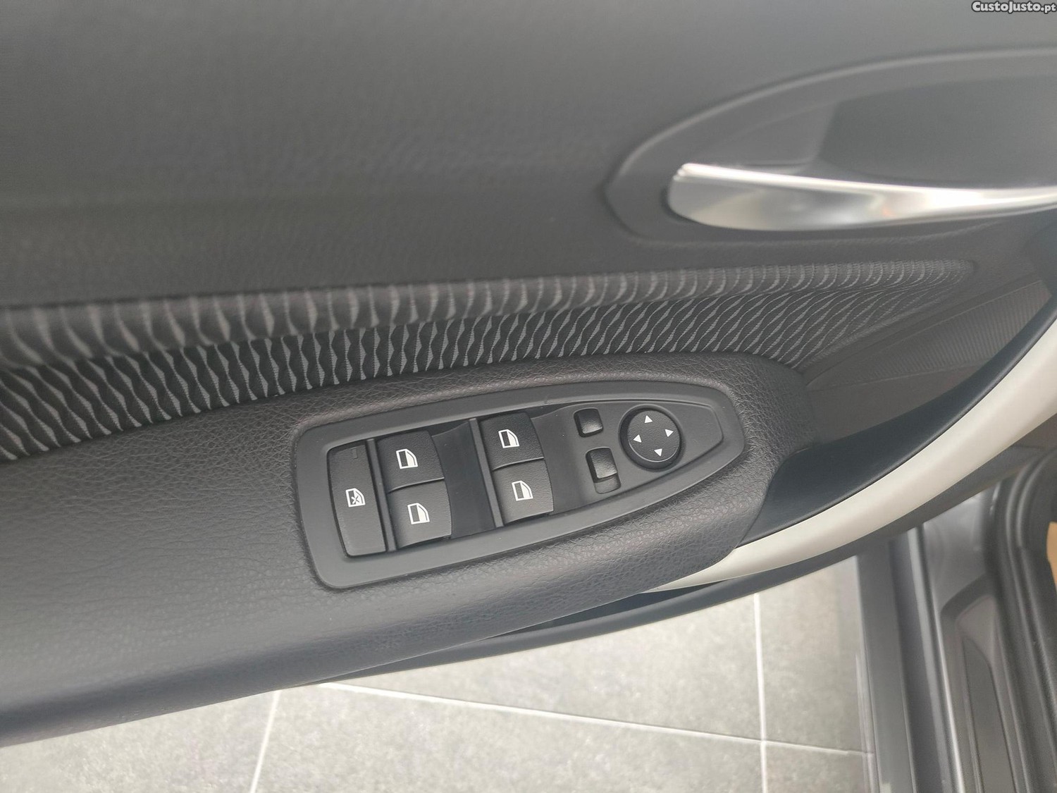 BMW 116 d EfficientDynamics Line Urban — fotografia 5