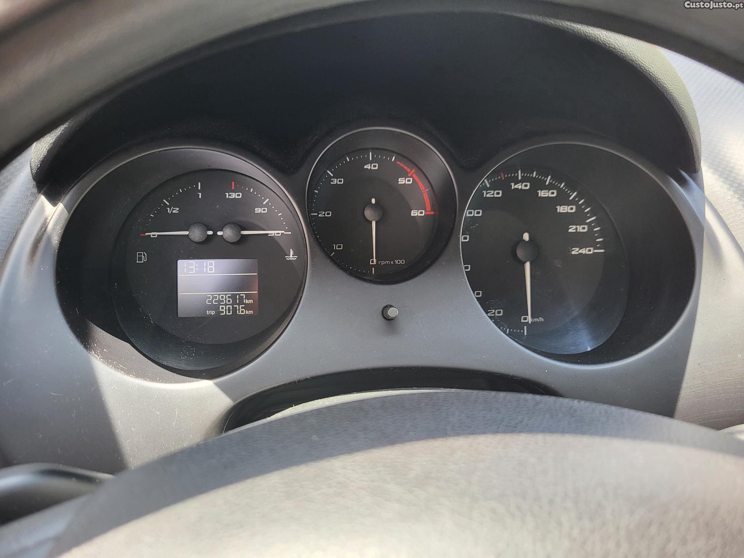 SEAT Altea Xl — fotografia 10