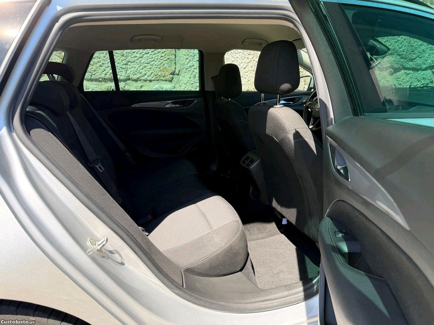 Opel Insignia Turbo D — fotografia 7