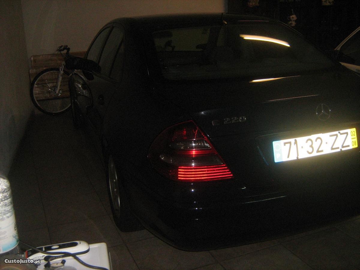 Mercedes-Benz E 220 CDI - 02 foto 5