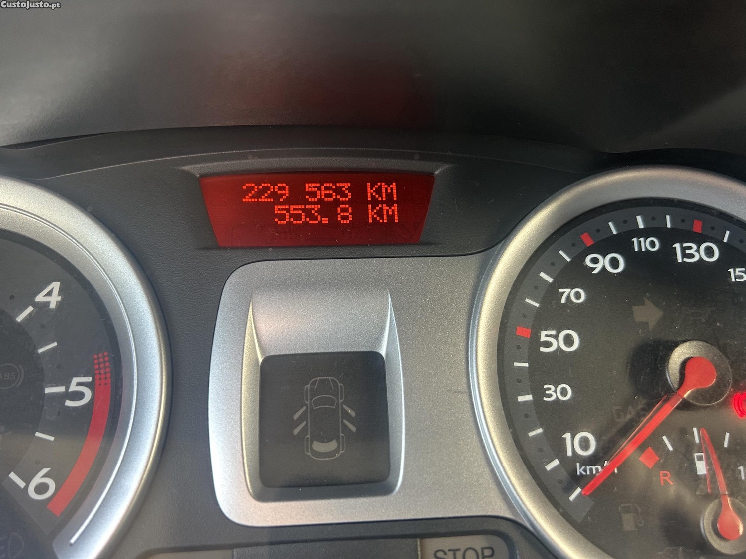 Renault Clio 1.5 Dci — fotografia 3