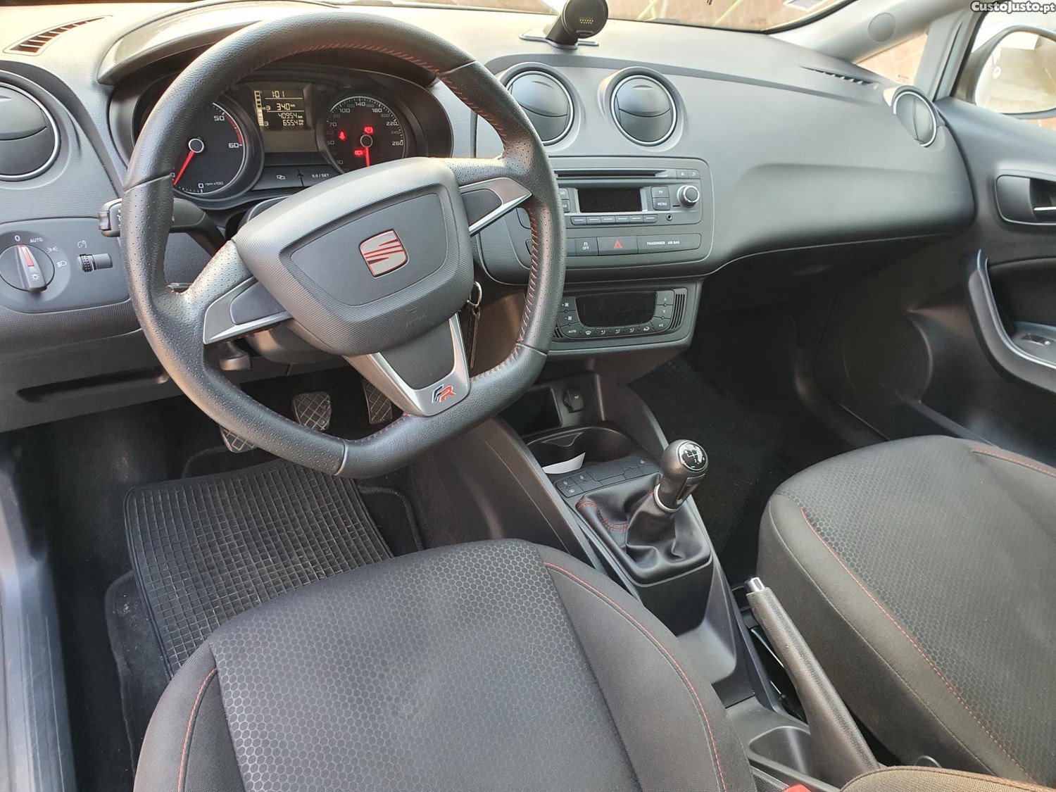 SEAT Ibiza FR 2.0 TDI — fotografia 4