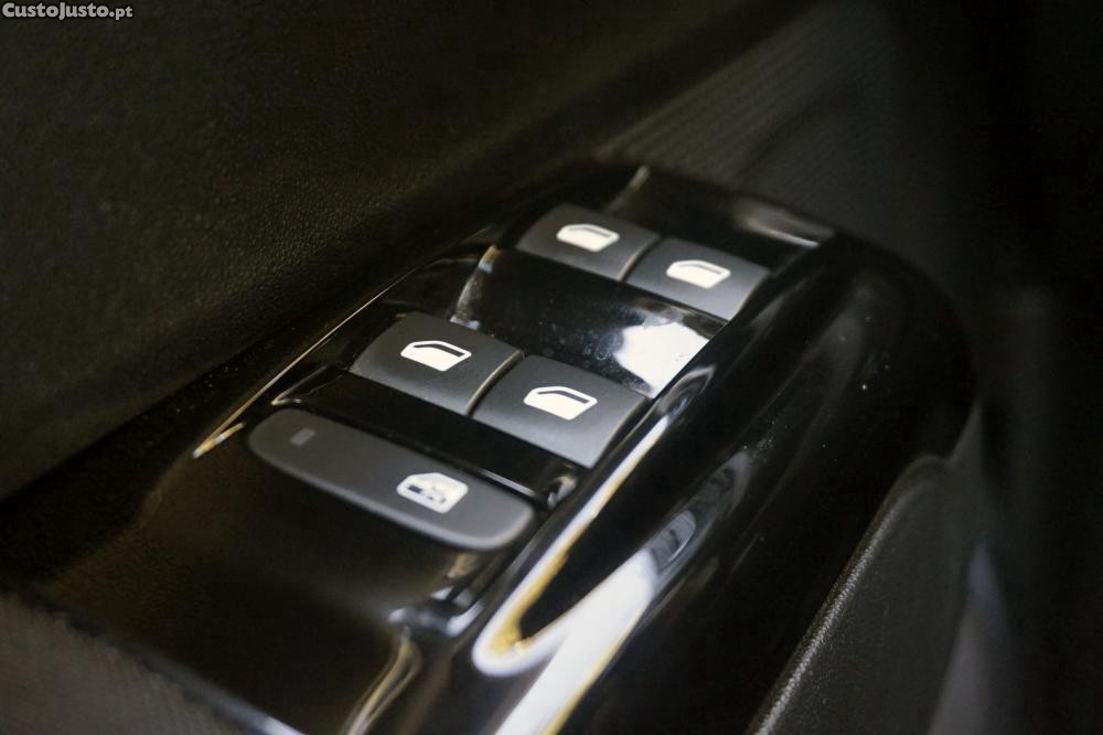 Citroën C3 1.2 PureTech Shine — fotografia 14